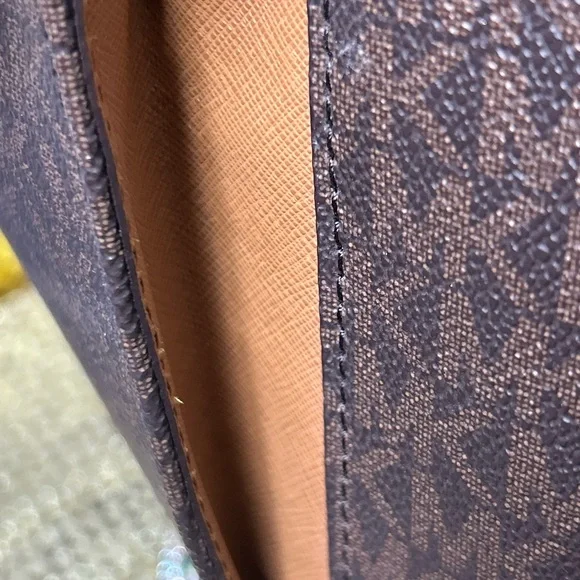 Michael Kors Jersey Signature Dark Brown and Tan Tote Approx. 16 x 11 x 6 - Picture 13 of 17